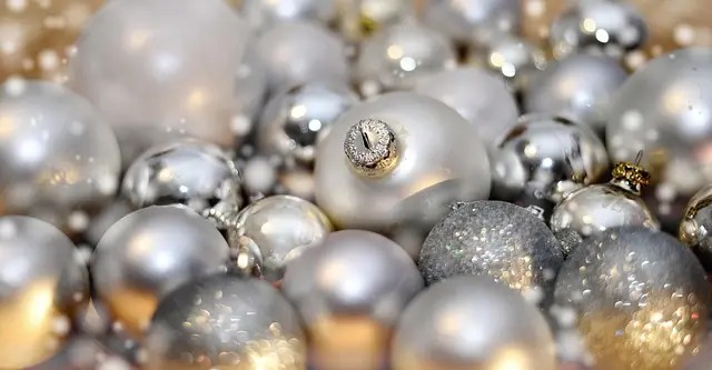 Les meilleures astuces pour bien préparer vos articles de Noël à la revente