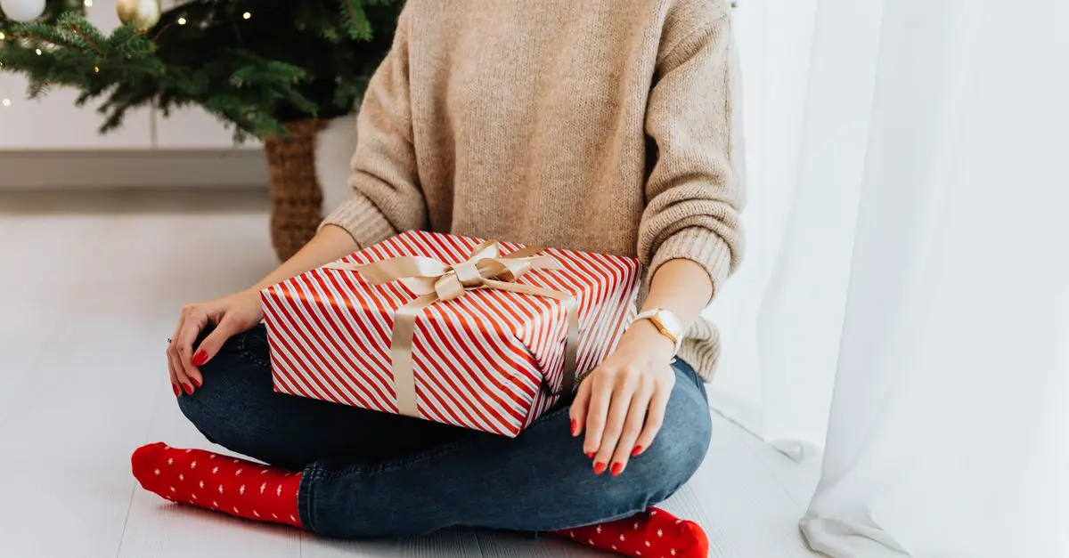 Conseils pour une revente réussie de vêtements de Noël