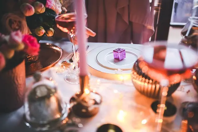 Comment réussir la revente de vêtements de Noël : 10 conseils
