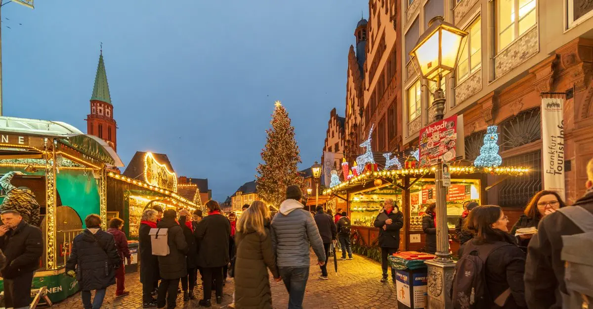 Comment promouvoir efficacement vos articles de Noël à revendre