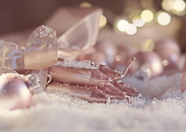 Comment choisir les meilleurs accessoires de Noël à revendre